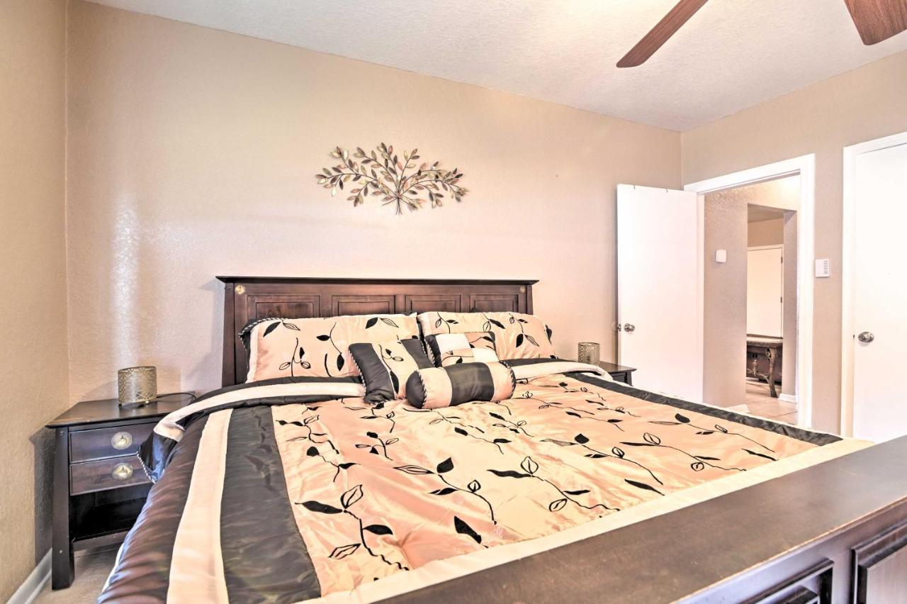 Pet-Friendly Auburndale House With Lake Views! Exterior photo